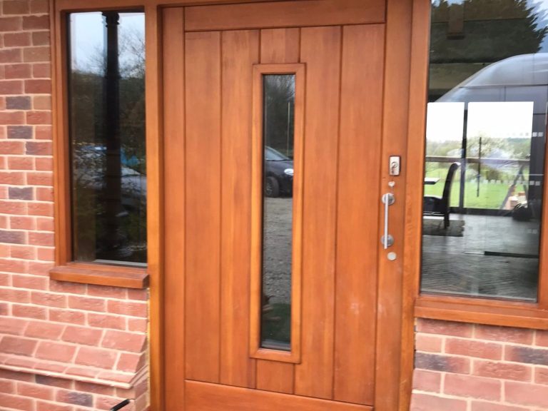 Bespoke Kitchens Essex – Modern Grey Bespoke kitchens Essex in modern flat panel grey finish